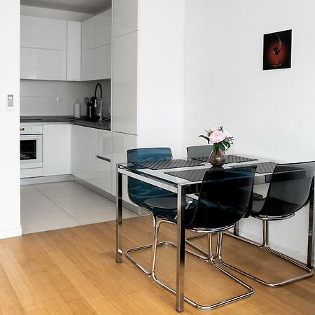 Flexible Selfcheckins 7 - Zagreb - Garage - Electric Vehicle Ccharger - Loggia - New - Luxury - Apartments Repinc 7 Buitenkant foto