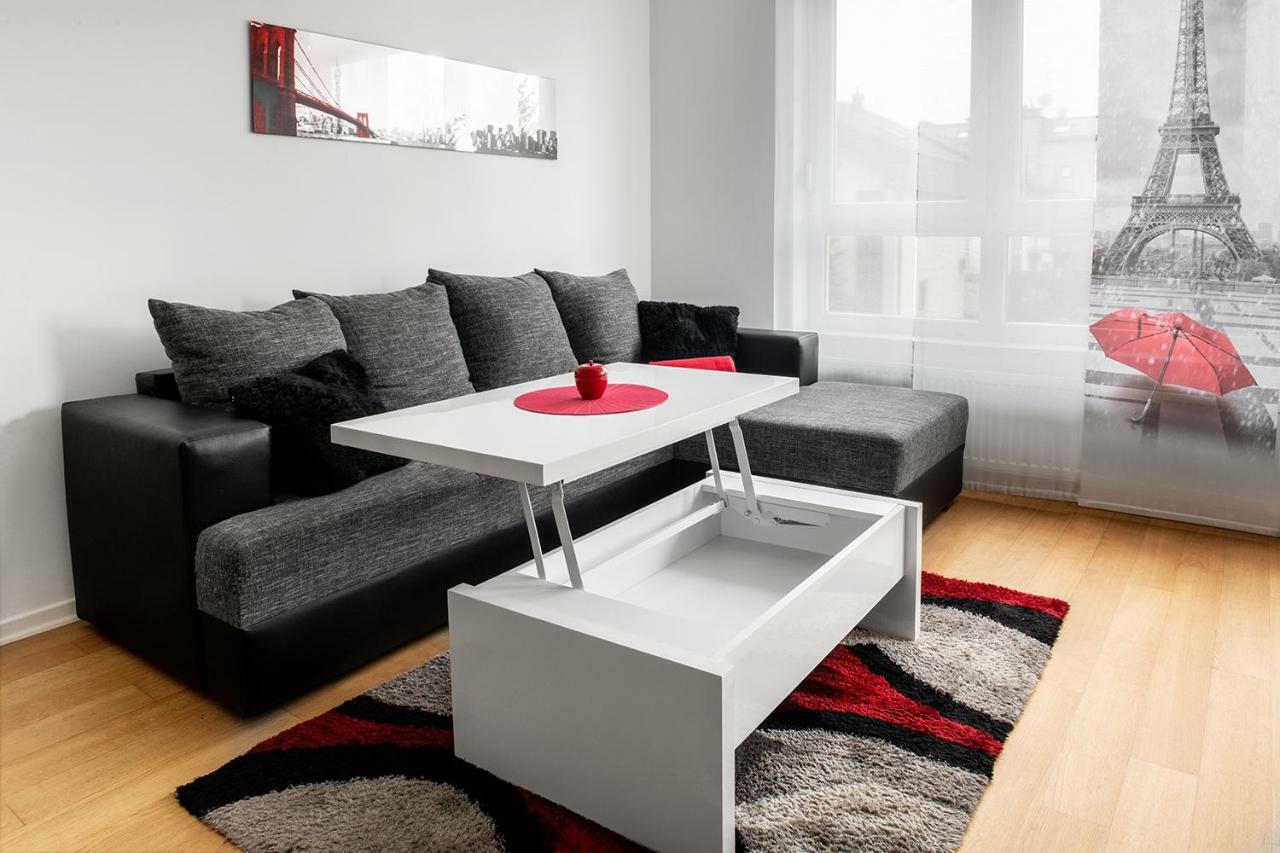 Flexible Selfcheckins 7 - Zagreb - Garage - Electric Vehicle Ccharger - Loggia - New - Luxury - Apartments Repinc 7 Buitenkant foto